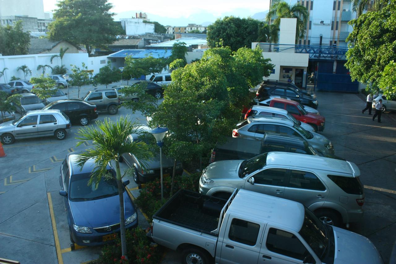Vajamar Hotel Valledupar Exteriör bild